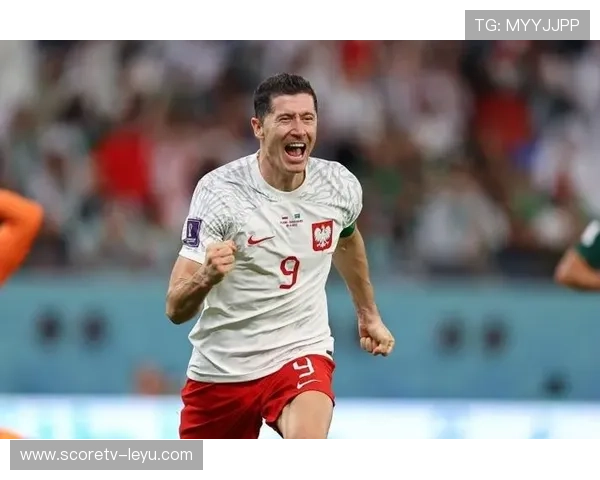 莱万多夫斯基：波兰足球巨星的崛起与辉煌历程